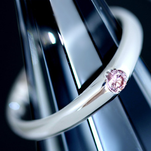 C5309 [DIA] Gem Natural Funk Pink Diamond 0,10CT Solid Pt900 Solid Celebrity Ring