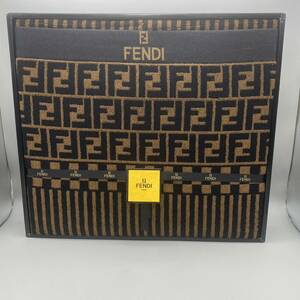 【送料無料】新品未使用/正規品/FENDI /フェンディ/タオルケット/140㎝×200cm/綿100%/日本製/大津コーポレーション(0113y）