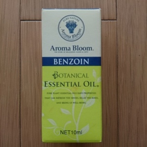 アロマブルーム　ボタニカルエッセンシャルオイル　ベンゾイン　Aroma Bloom　10ml　バニラに似た　甘い香り
