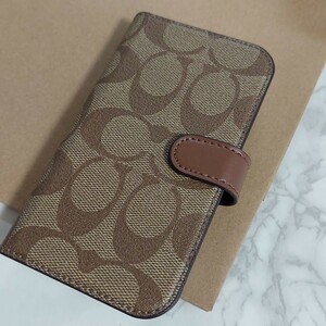 COACH iPhone13pro 手帳型カバー　 シグネチャー