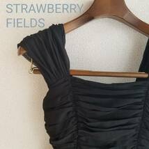 STRAWBERRY-FIELDS ストロベリーフィールズ ワンピース ノースリーブ シャーリング リボン ギャザースカート フェミニン ブラック xm75_画像1