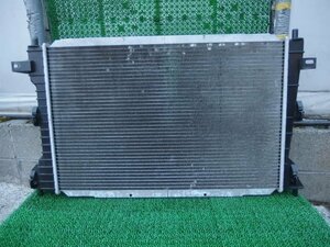 * Lincoln Town Car 99 year 4.6L radiator ( stock No:A22564) (5934)