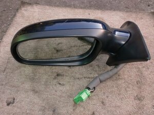 * Volvo V70 SB 01 year SB5244W left door mirror ( stock No:A11008) *