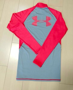 アンダーアーマー ハイネックインナーシャツ