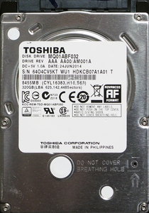 Toshiba MQ01ABF032 2,5 дюйма 7 мм SATA600 320GB 244 раза 18269 часов