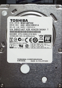 TOSHIBA MQ01ABF032 2.5インチ 7mm SATA600 320GB 48回 16196時間