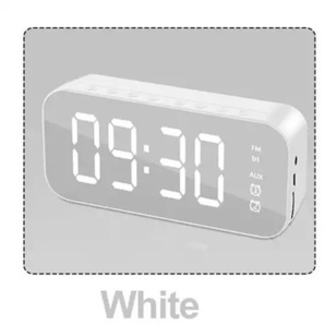 ミラー時計　ホワイト　目覚まし時計　デジタル　置き時計　スピーカー　USB給電
