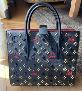 Christian Louboutin　バック　ブラック