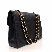 1円超美品☆シャネル☆ラムスキン　マトラッセ　デザインフラップ　チェーンショルダー　黒　G金具【CHANEL】_画像4