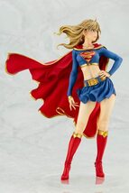 DC COMICS美少女 DC UNIVERSE スーパーガール リターンズ 1/7スケール フィギュア 壽屋(KOTOBUKIYA) 未開封新品　送料無料_画像3