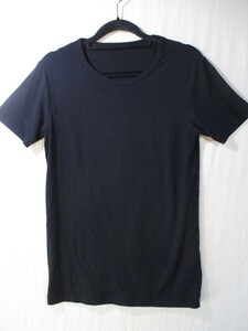 [GU] нижняя рубашка размер S цвет черный длина 65 ширина 41 ширина плеча 40/FAP
