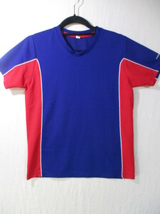 【ユニクロ】半袖Tシャツ サイズ150色ブルー身丈56身幅41/FAJ