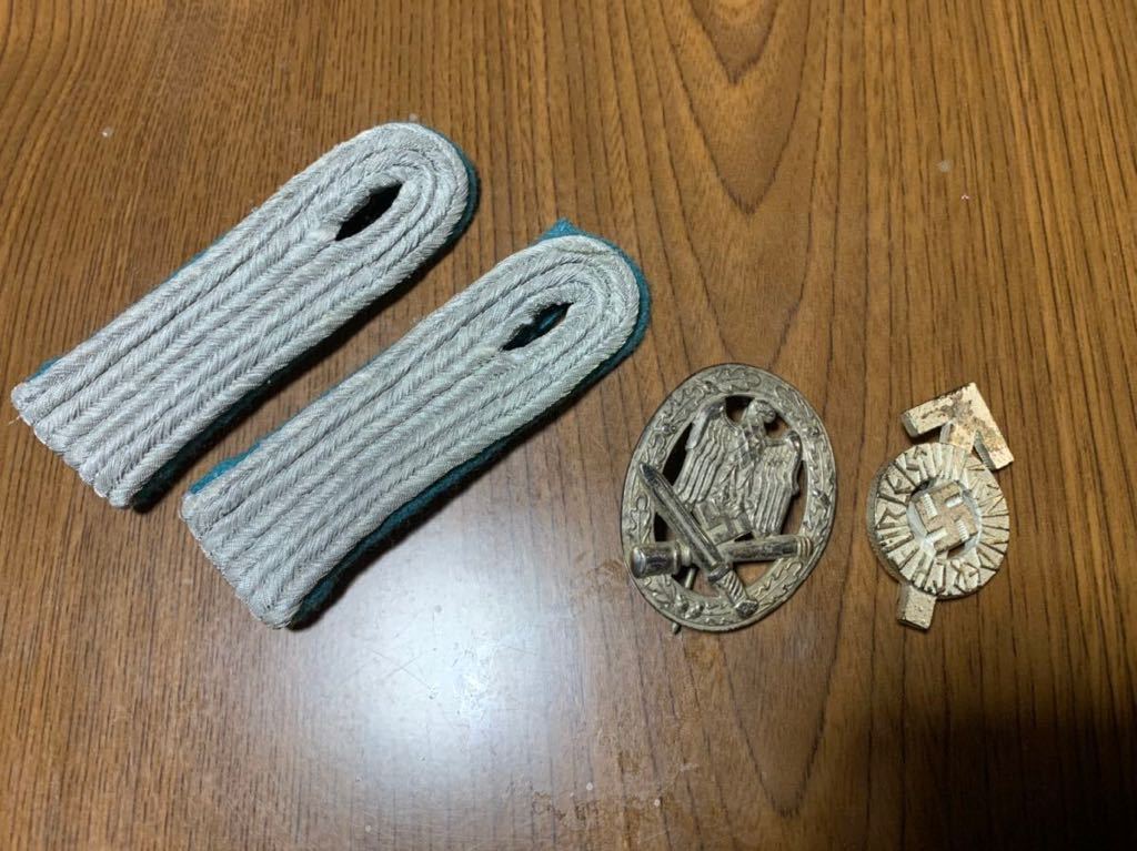 ⊞ドイツ軍*海軍*准尉肩章*ペア(実物) 【日本限定モデル