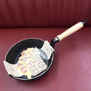 ★送料無料★谷口金属日本製スミスさんの深型フライパン22cm ブラックガス火用フライパン 新生活にも便利!