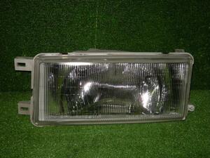 [A6876] Nissan Prairie PM11 left head light 