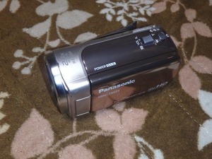 送料無料 Panasonic HDD ハイビジョンカメラ HDC-TM35　ジャンク D