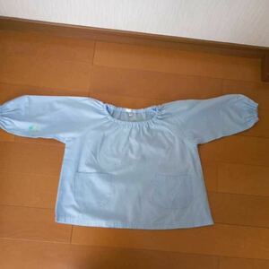  smock child kindergarten child care . light blue S size length approximately 40. width of a garment about 44. collar rubber from sleeve . till ..37. little dirt equipped beautiful goods 