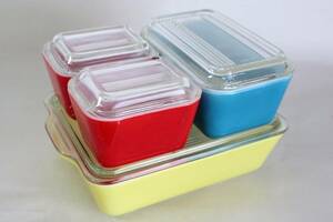  free shipping 4 point set! use impression have V Pyrex Pyrex primary color lif ref red blue yellow S M L size refrigerator cover have 