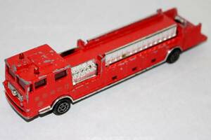 新☆K542 ミニカー 消防車 ECH-1/86 Pompier Grande Echelle 赤系 マジョレット 当時物 寸法(高さ3.2cm 幅14.4cm 奥行2.9cm) 重さ70g