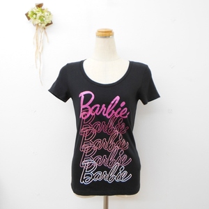 ユニクロ UNIQLO バービーBarbie コラボ S 半袖 Ｔシャツ カットソー 黒 ブラック トップス