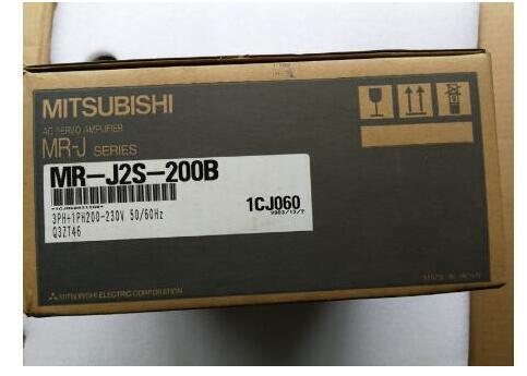 送料無料(沖縄は1000円) 三菱サーボドライバーMR-E-20A-QX002真品質