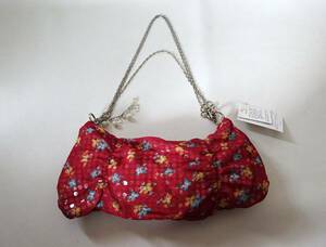  chiffon material & lame entering * shoulder bag [ shoulder chain. stylish pretty bag * red × small floral print ] unused * tag attaching * home storage 