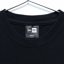 【送料無料】NEW ERA(ニューエラ)/バイザーステッカーロゴ Tシャツ/半袖/ブラック×ゴールド/Sサイズ_画像4