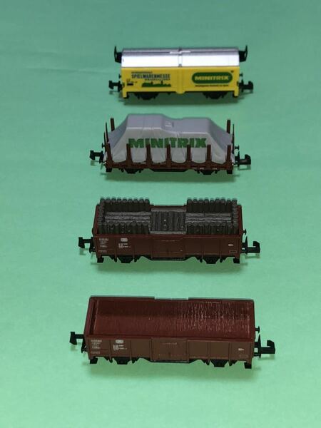 ミニトリックス 1984 有蓋車 無蓋車 大物車 長物車 4両セット 貨物列車 mimitrix 蒸気機関車 ディーゼル機関車 電気機関車 にも似合う