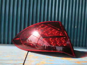 AT516 Porsche Cayenne tail light left 7P5945095M