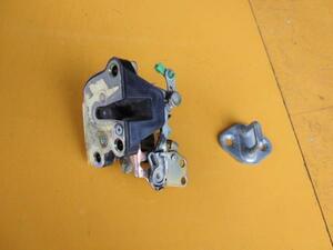 * Caldina CT197V left rear door lock catch H11 ♭nn