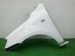 ★ (213194) 2002 Demio Dy3w Fender Left D350-52-211E A3D/Pure White