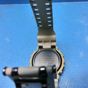F299 Casio G-SHOCK 5146 ホワイトブラック 防水腕時計の画像2