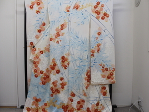 Art hand Auction Rakufu Special Selection 87434 wt Furisode entièrement peint à la main, nouveau, couture temporaire, prix réduit, mode, Kimono femme, kimono, Kimono à manches longues