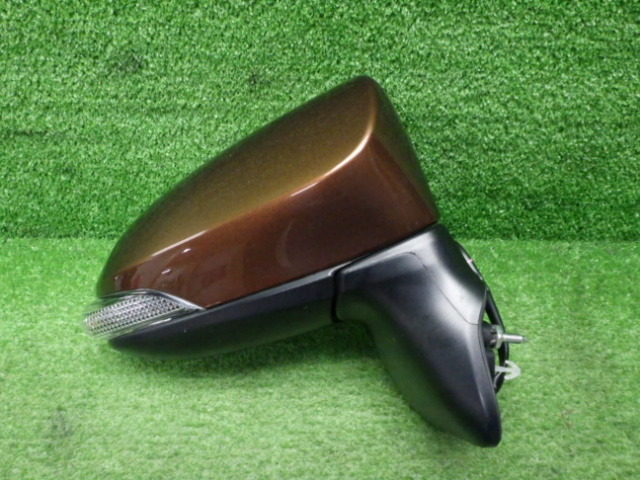 トヨタ NCP140/145 ポルテ 右ドアミラー 作動確認済 200704040