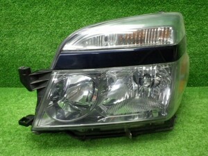 トヨタ AZR60/65 ヴォクシー 後期 左ヘッドライト ハロゲン 200127001