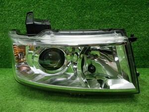 スズキ MH22S ワゴンR スティングレー 右ヘッドライト HID レべ付き 200423059