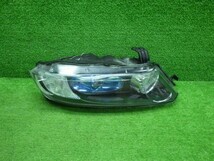 ホンダ RB1/2 オデッセイ 右ヘッドライト HID 200520139_画像1