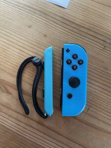 【即決 送料無料】美品 ニンテンドースイッチ Nintendo Switch ジョイコン Joy-Con (R) ネオンブルー + ストラップ