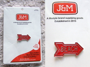 新品★J&M Lapel Pin★ピンバッジBeach (Red)　ピンズhawaiiビーチ看板バッヂusaアメリカ雑貨アート日本製 お洒落 サーフィン メタル金属