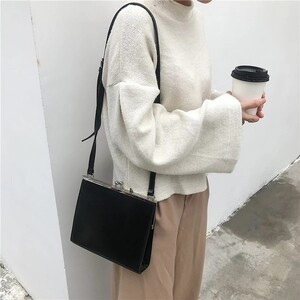 がま口 バッグ ポーチ レザー 合皮 黒 ブラック ビック