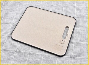 ★大セール★ 多機能 抗菌 まな板 卸し金 包丁研ぎ器 麦わら 1台3役 ゴム