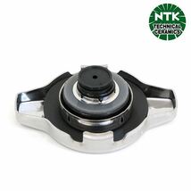 【送料無料】 NTK NGK ミラ L700S/V, L710S/V ラジエターキャップ P561A ダイハツ 16401-87211 ラジエーターキャップ バルブ 化粧箱入り_画像2