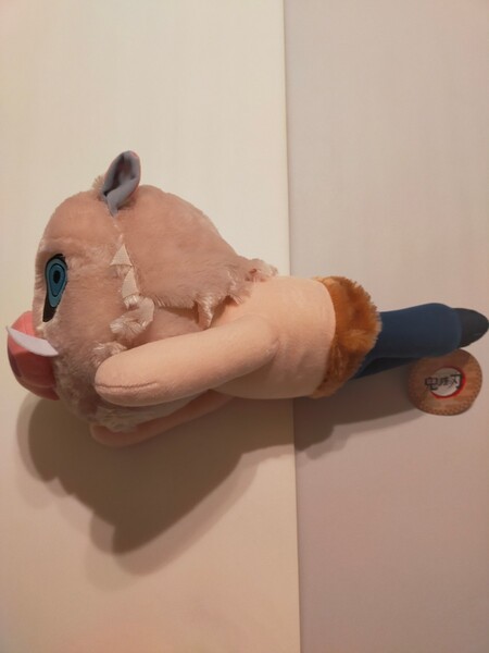 新品未使用 鬼滅の刃 メガジャンボ寝そべりぬいぐるみ 嘴平伊之助 はしびらいのすけ