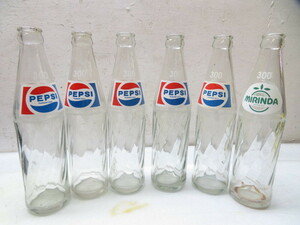 36682 古い レトロ 昭和 ペプシ ・コーラ PEPSI 空き瓶 空ビン 300 ml インテリア 当時物 コカ・コーラ