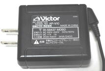 VICTOR　ビデオカメラ用　ACアダプター　AP-V1０　DC11V　1A_画像2