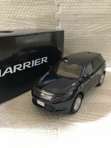 1/30 トヨタ ハリアー ハイブリッド HARRIER 前期 非売品 カラーサンプル ミニカー スパークリングブラックパールクリスタルシャイン