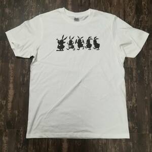 ウサギの音楽隊・プリントTシャツ・白・XL