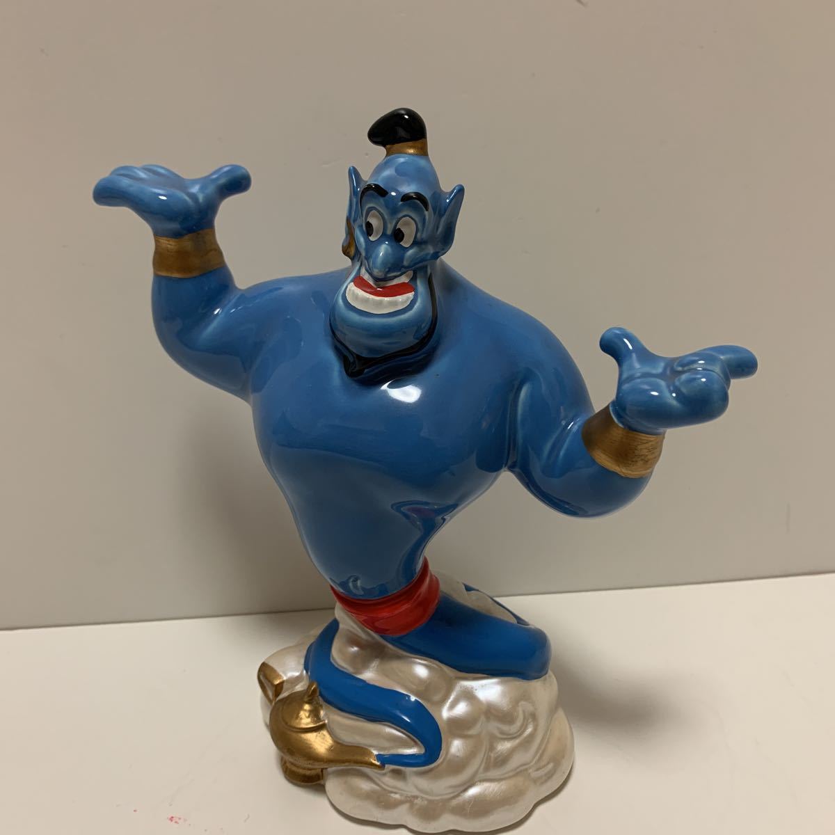 22年製 新品 希少レア ディズニーアラジンと魔法のランプジーニープロジェクター投影機 キャラクターグッズ Www Indiashopps Com