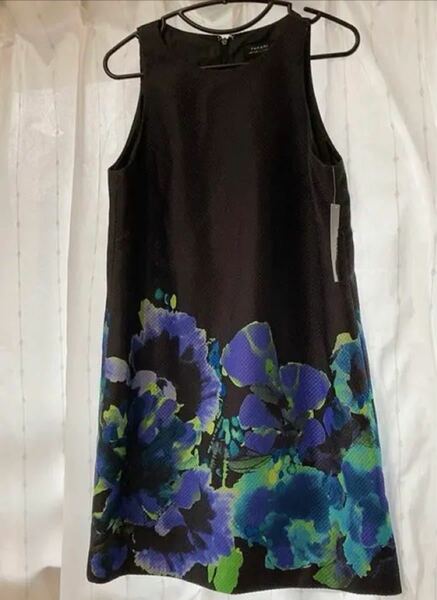 【新品】TAHARI 花柄　黒　ワンピース　ドレス　アメリカで購入　海外ブランド　インポート　