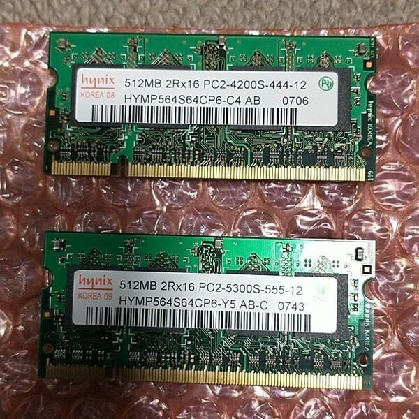 hynix PC2-5300S　2Rx16　512MB 2枚 /PC2-4200S　2Rx16　512MB 1枚 計3枚